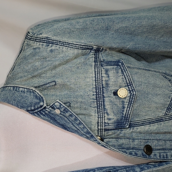 EUC Dana Buchman Blue Jean Denim Jacket Size 6 - Picture 5 of 13